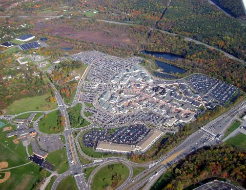 Woodbury Commons Outlets